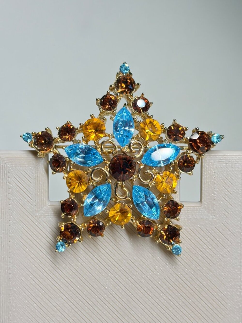 Vintage Graziano Rhinestone Star Brooch Blue Amber Gold Tone 2" Signed